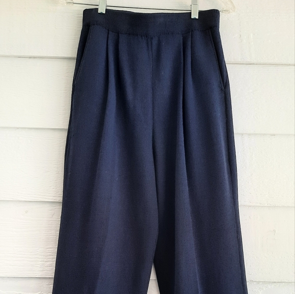 St John Basics navy knit pants - Picture 9 of 16
